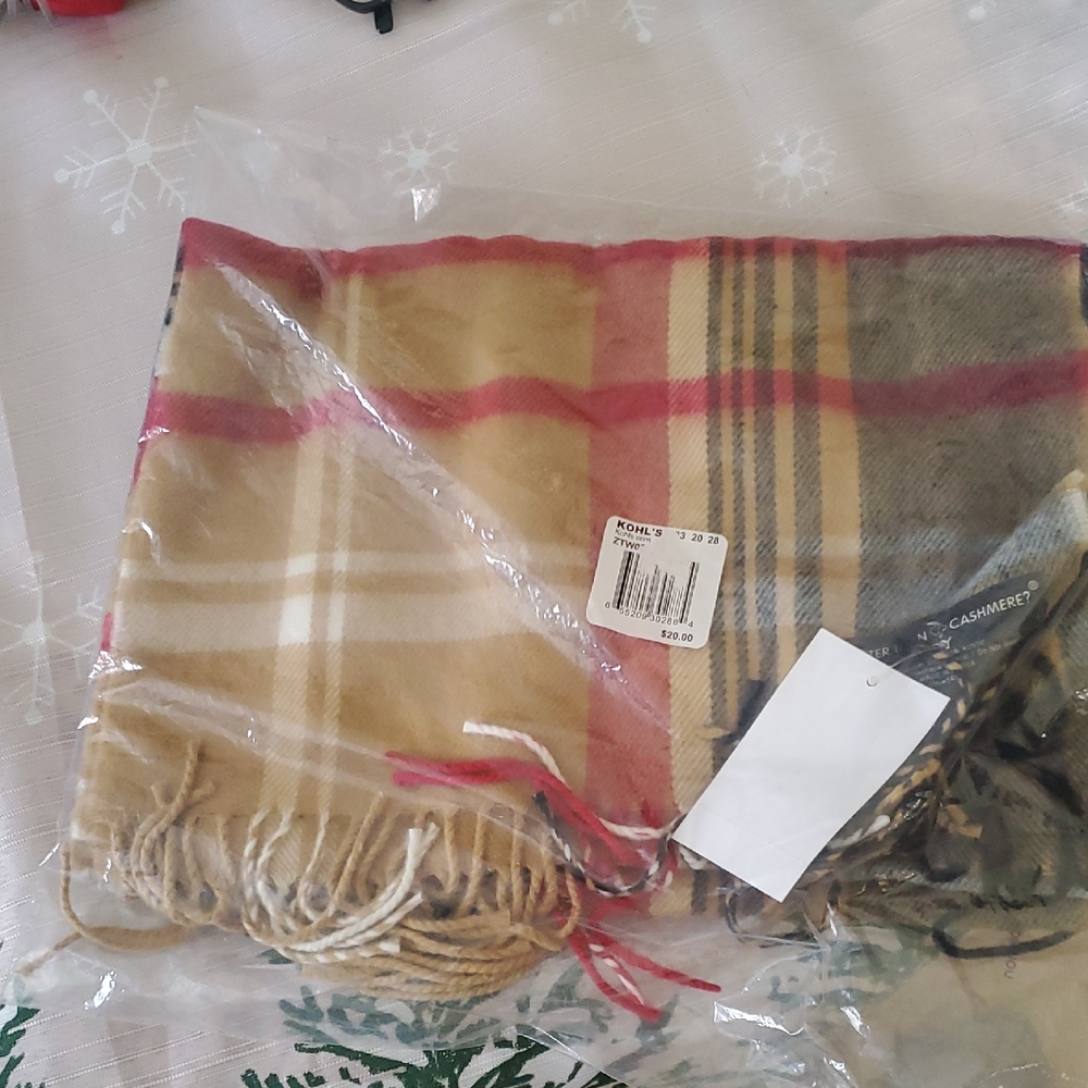 Kohl's Plaid Scarf - Red, Tan, Gray